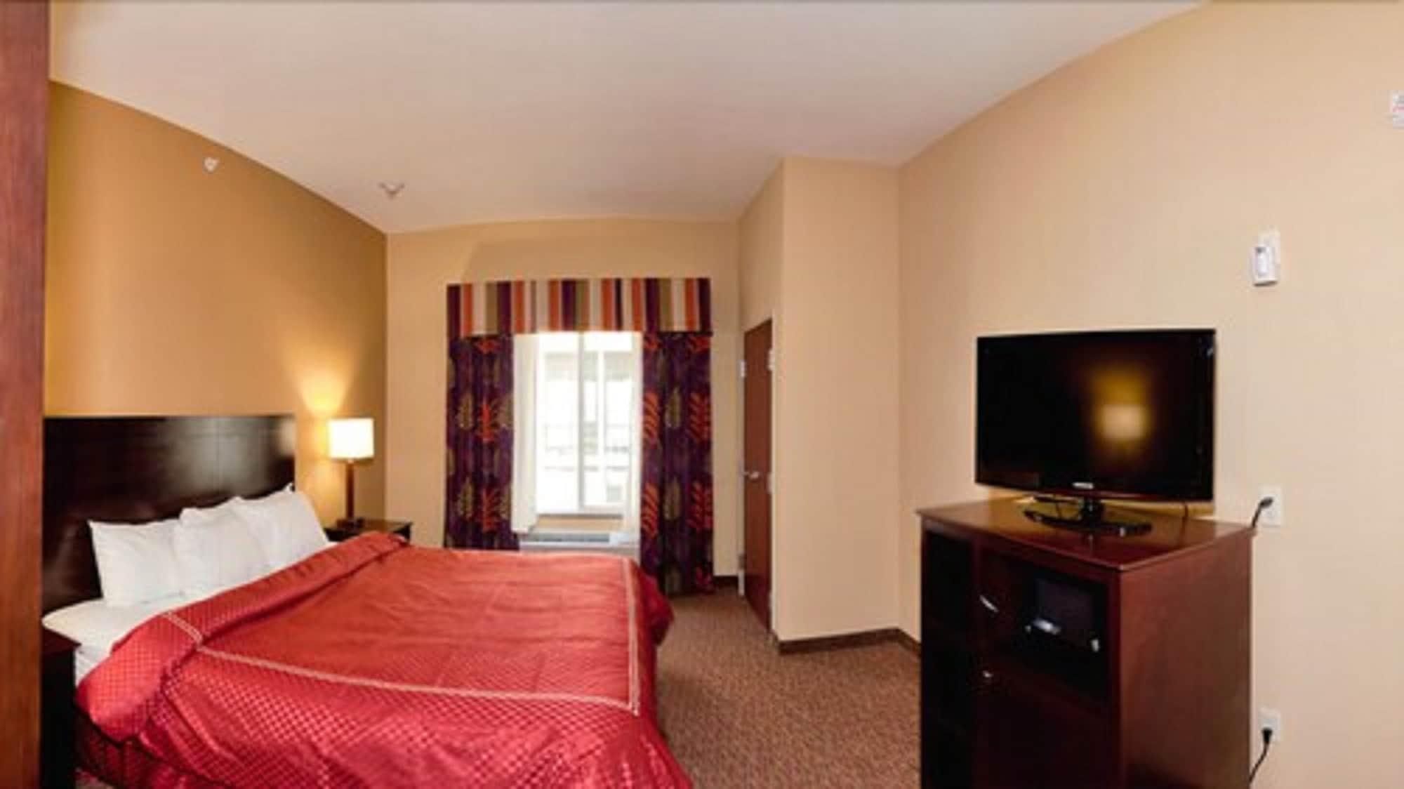 פקוס Comfort Suites מראה חיצוני תמונה