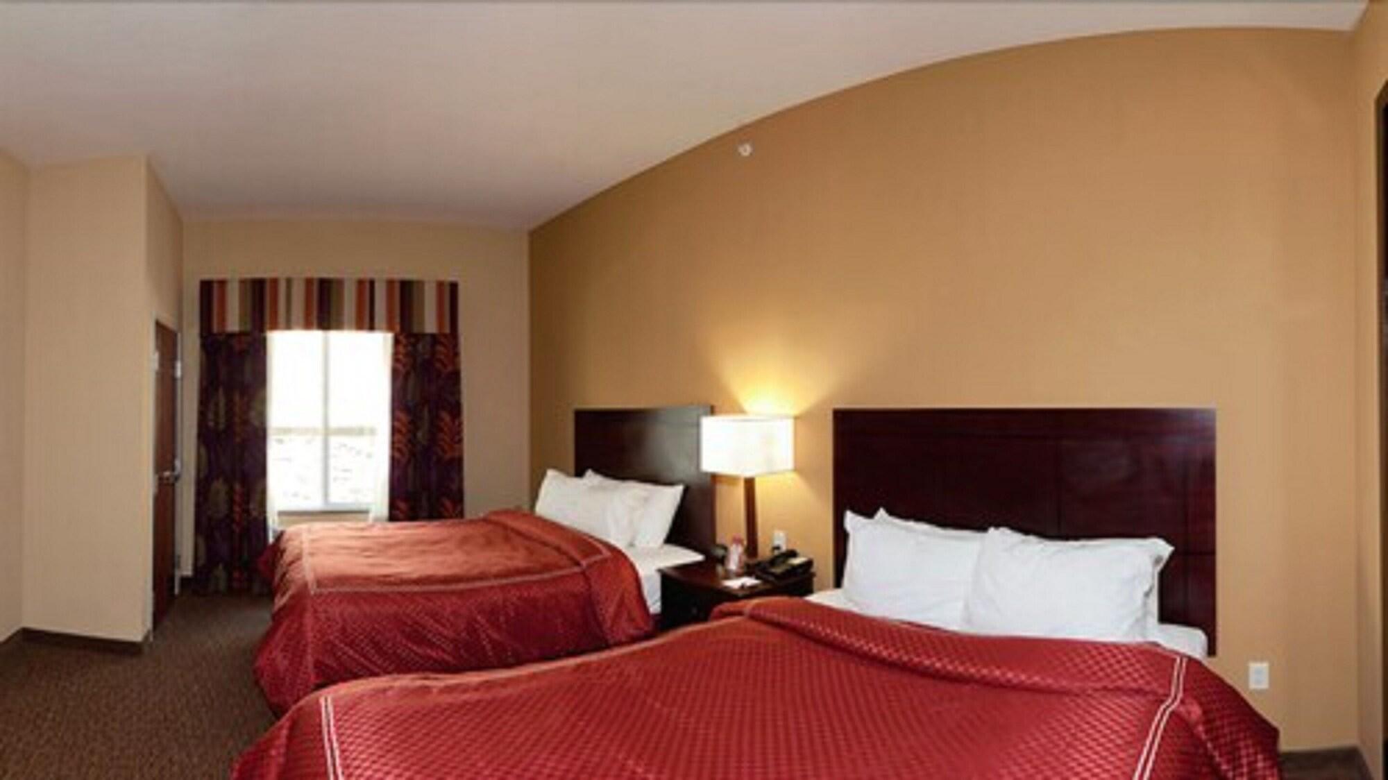 פקוס Comfort Suites מראה חיצוני תמונה