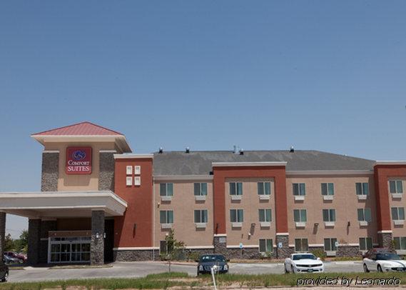 פקוס Comfort Suites מראה חיצוני תמונה