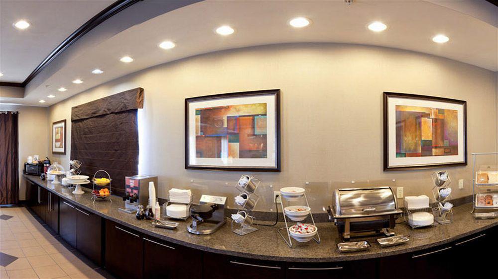 פקוס Comfort Suites מראה חיצוני תמונה